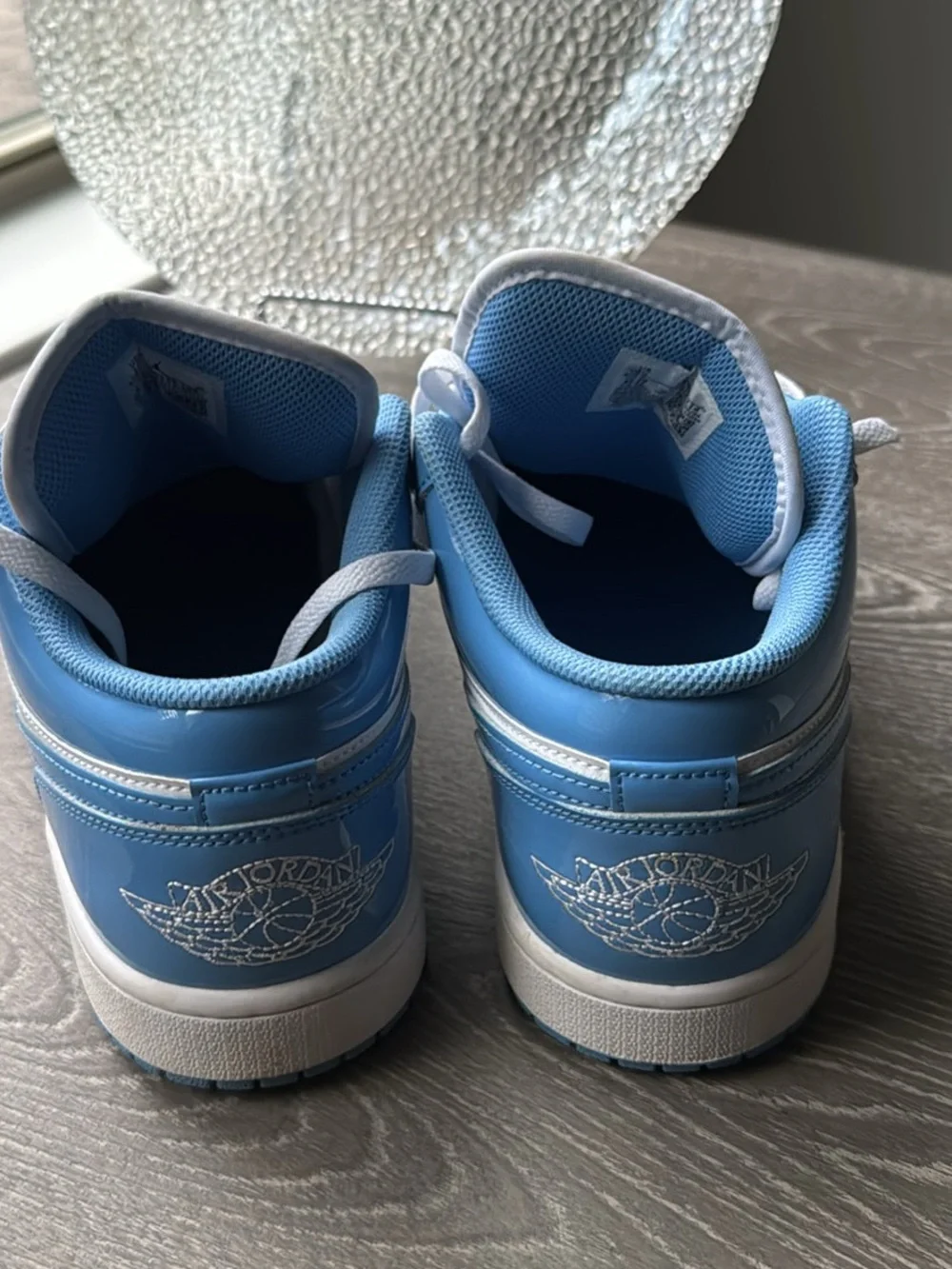 Air Jordan Mid 1s